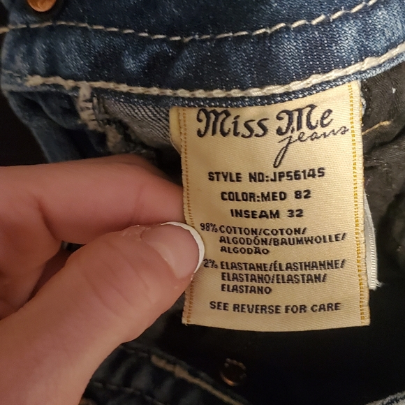 NWOT! Miss Me Light Wash Skinny Jeans - Picture 2 of 7